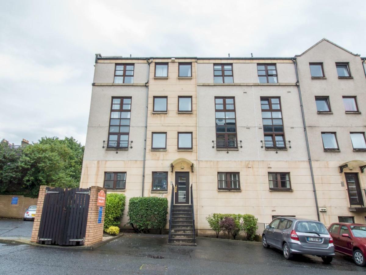 Bright & Tranquil Apartment Near City Centre With Free Parking! Единбург Екстериор снимка