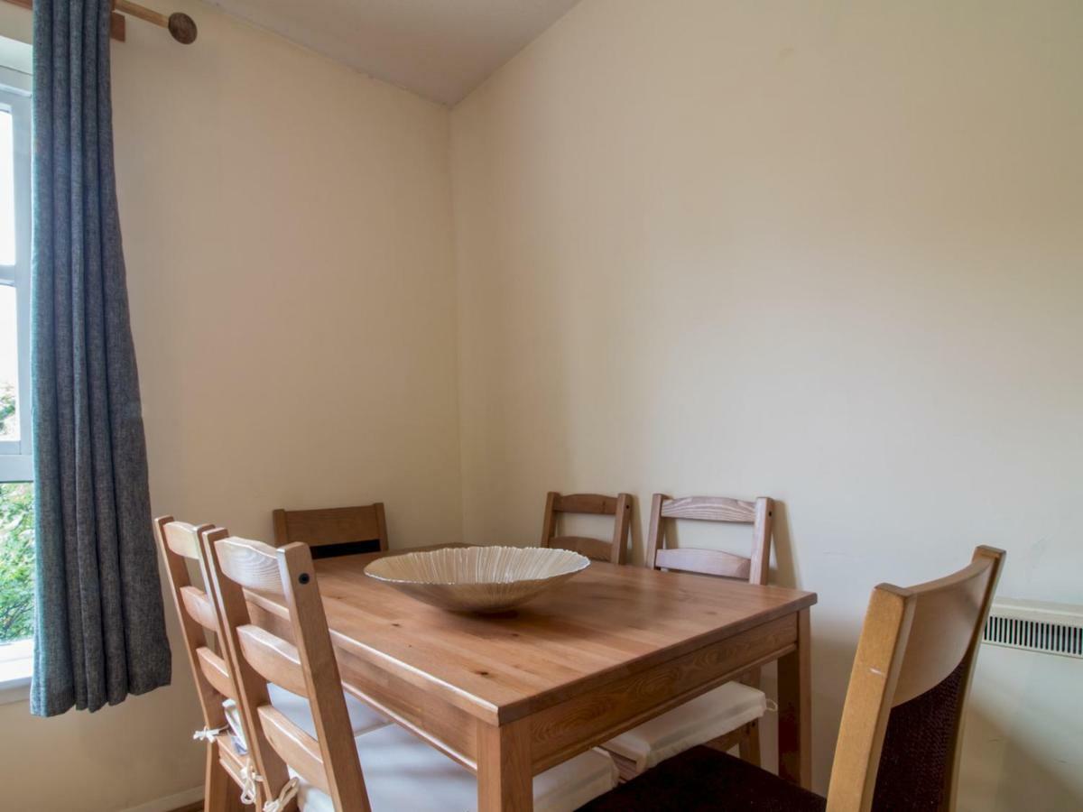 Bright & Tranquil Apartment Near City Centre With Free Parking! Единбург Екстериор снимка